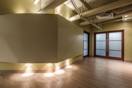 Rénovation d'espace de bureaux par IDEA Construction